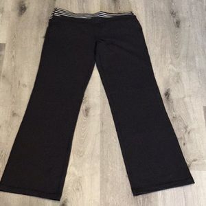 LULULEMON YOGA PANTS